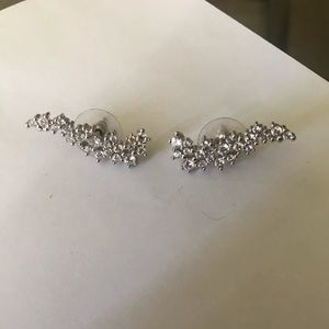 Kendra Scott Petunia Ear Climbers